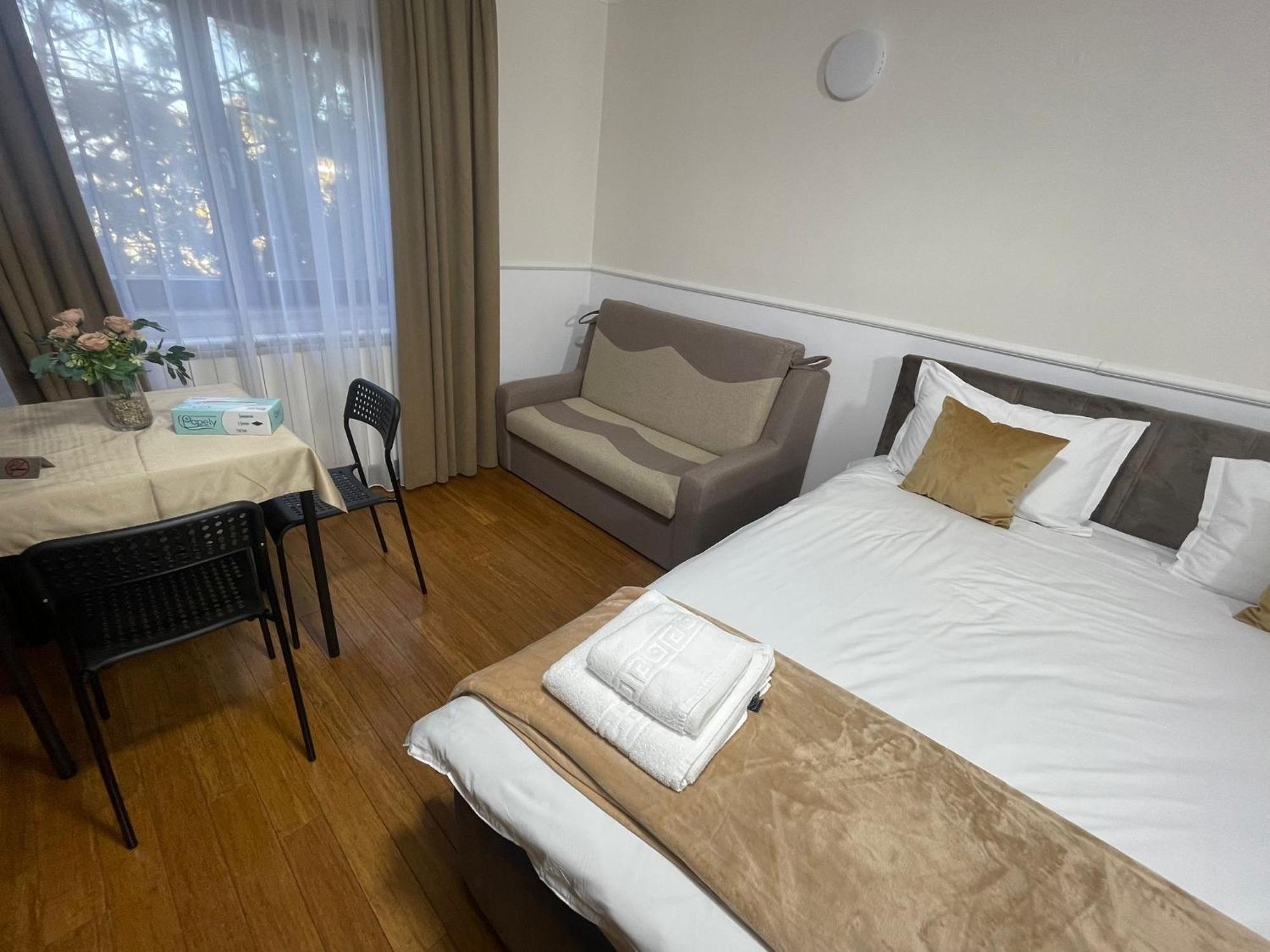 Corbeanca Therme Airport Resort מראה חיצוני תמונה