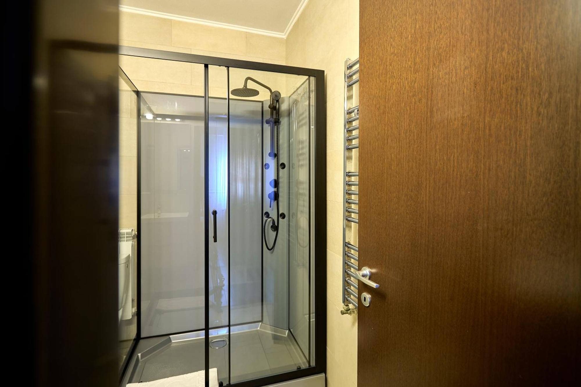 Corbeanca Therme Airport Resort מראה חיצוני תמונה
