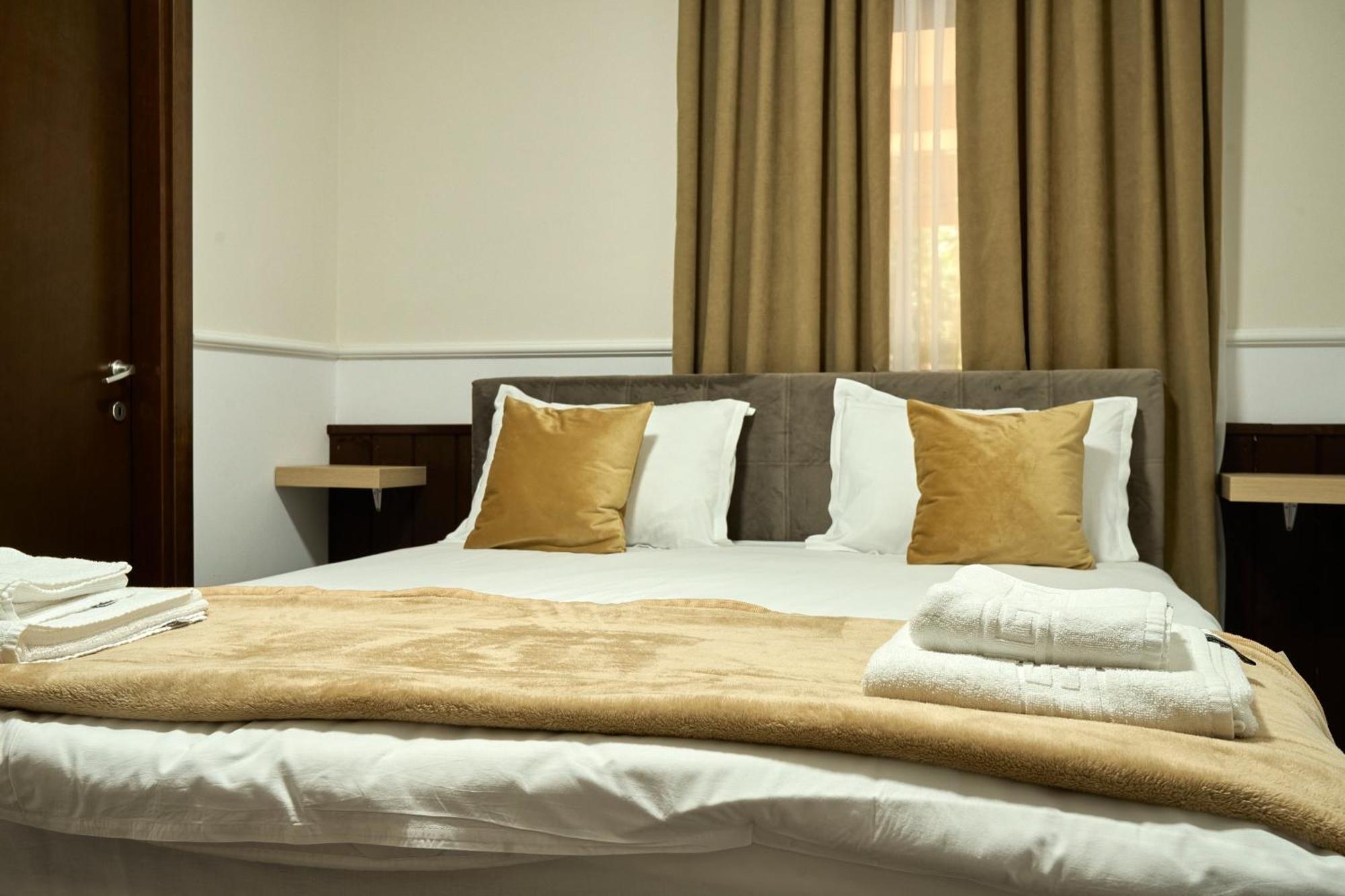 Corbeanca Therme Airport Resort מראה חיצוני תמונה