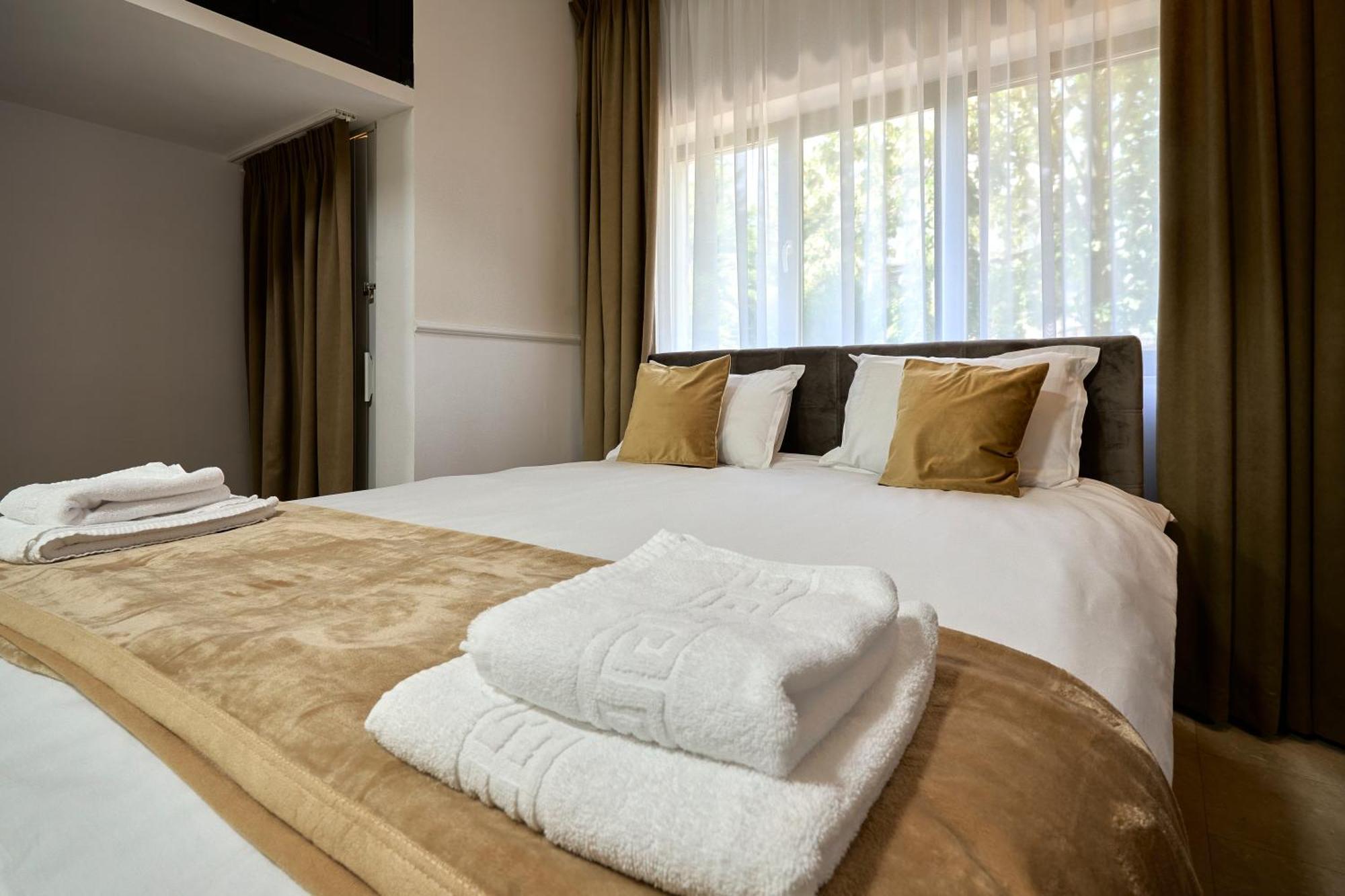 Corbeanca Therme Airport Resort מראה חיצוני תמונה