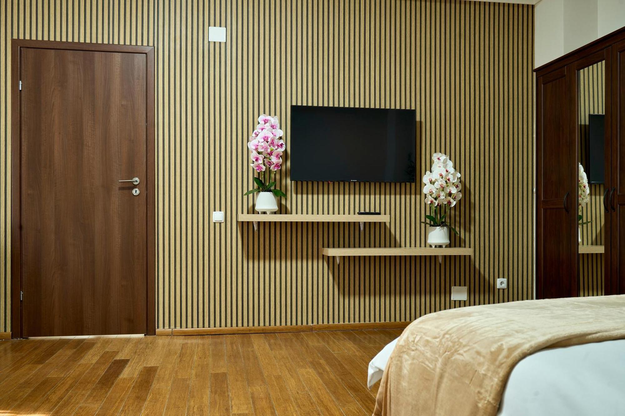 Corbeanca Therme Airport Resort מראה חיצוני תמונה