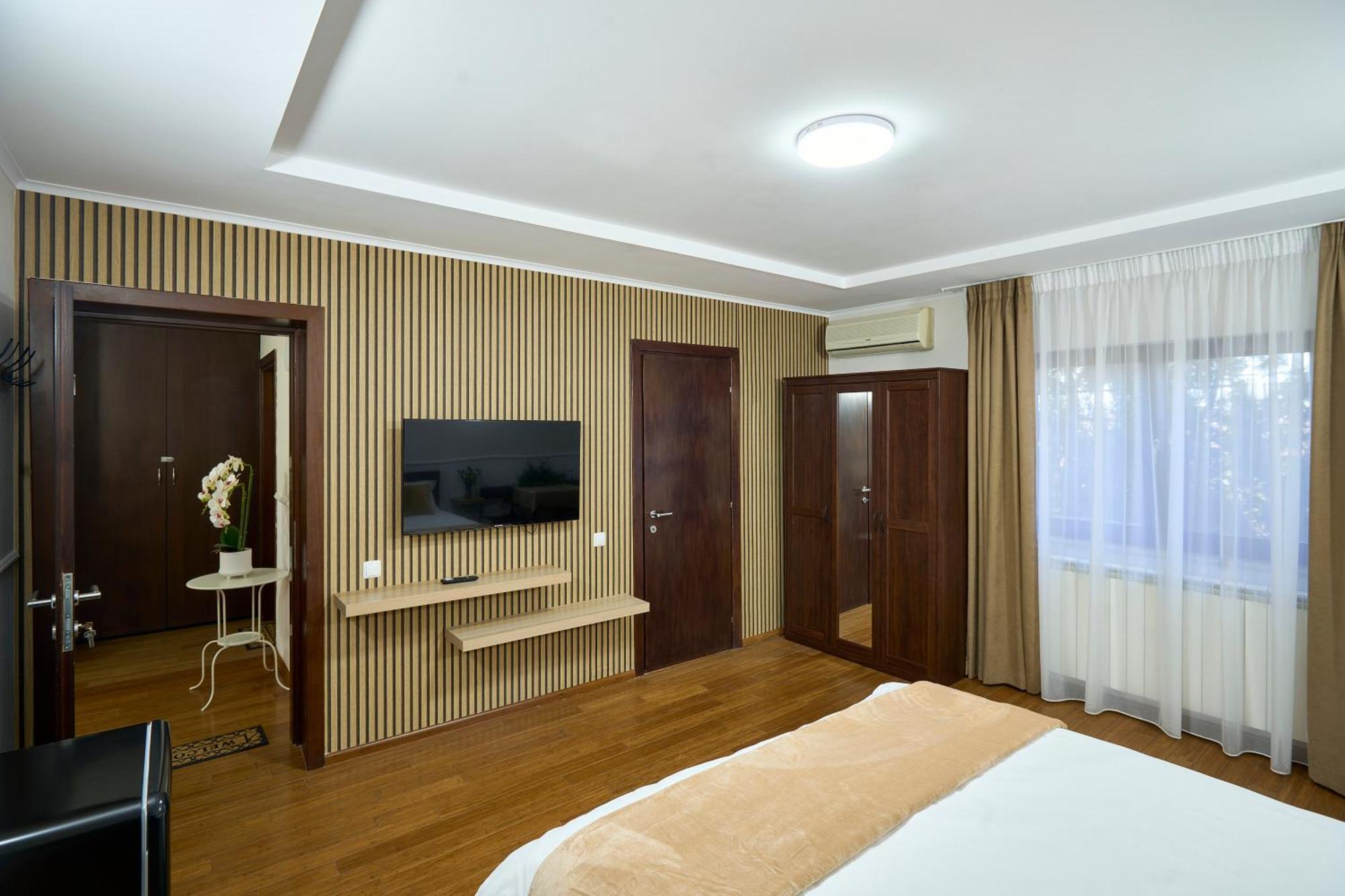 Corbeanca Therme Airport Resort מראה חיצוני תמונה