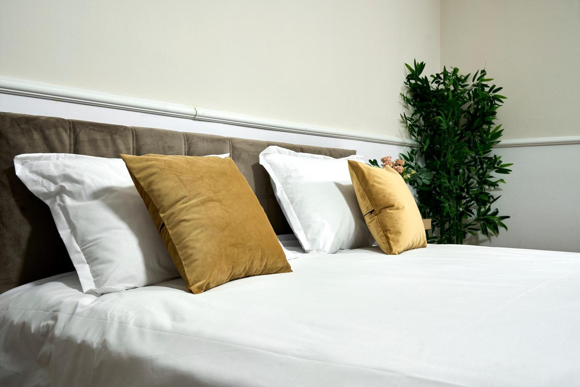 Corbeanca Therme Airport Resort מראה חיצוני תמונה